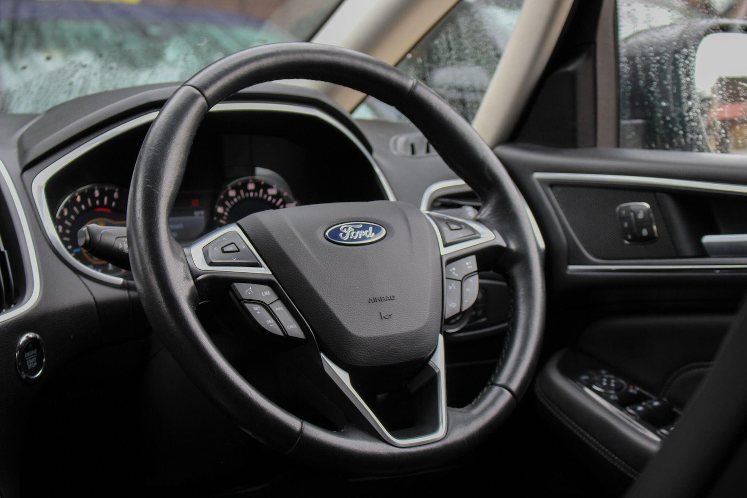 Used Ford S-Max 2017 for sale - 76174959: Photo 23