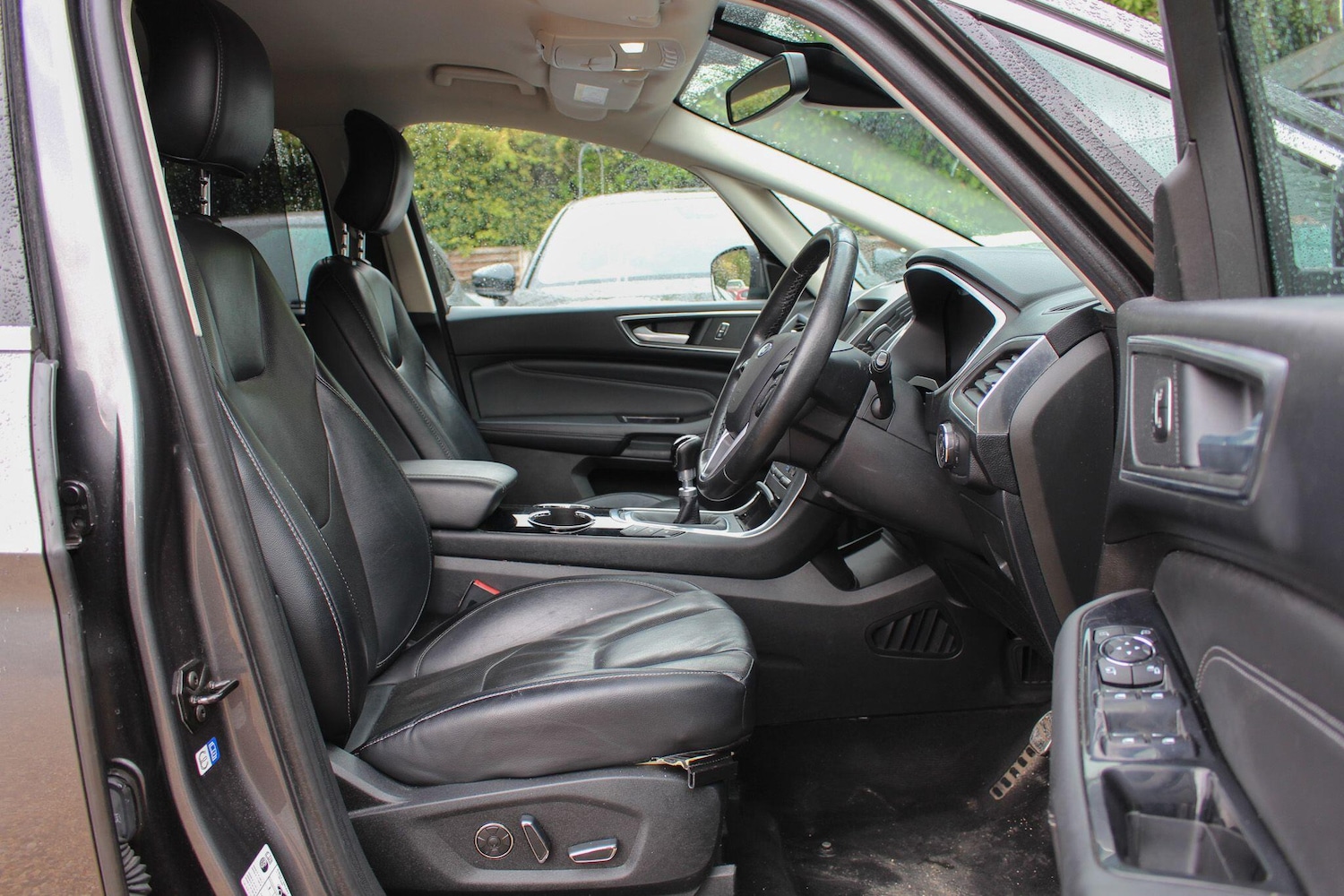 Used Ford S-Max 2017 for sale - 76174959: Photo 26