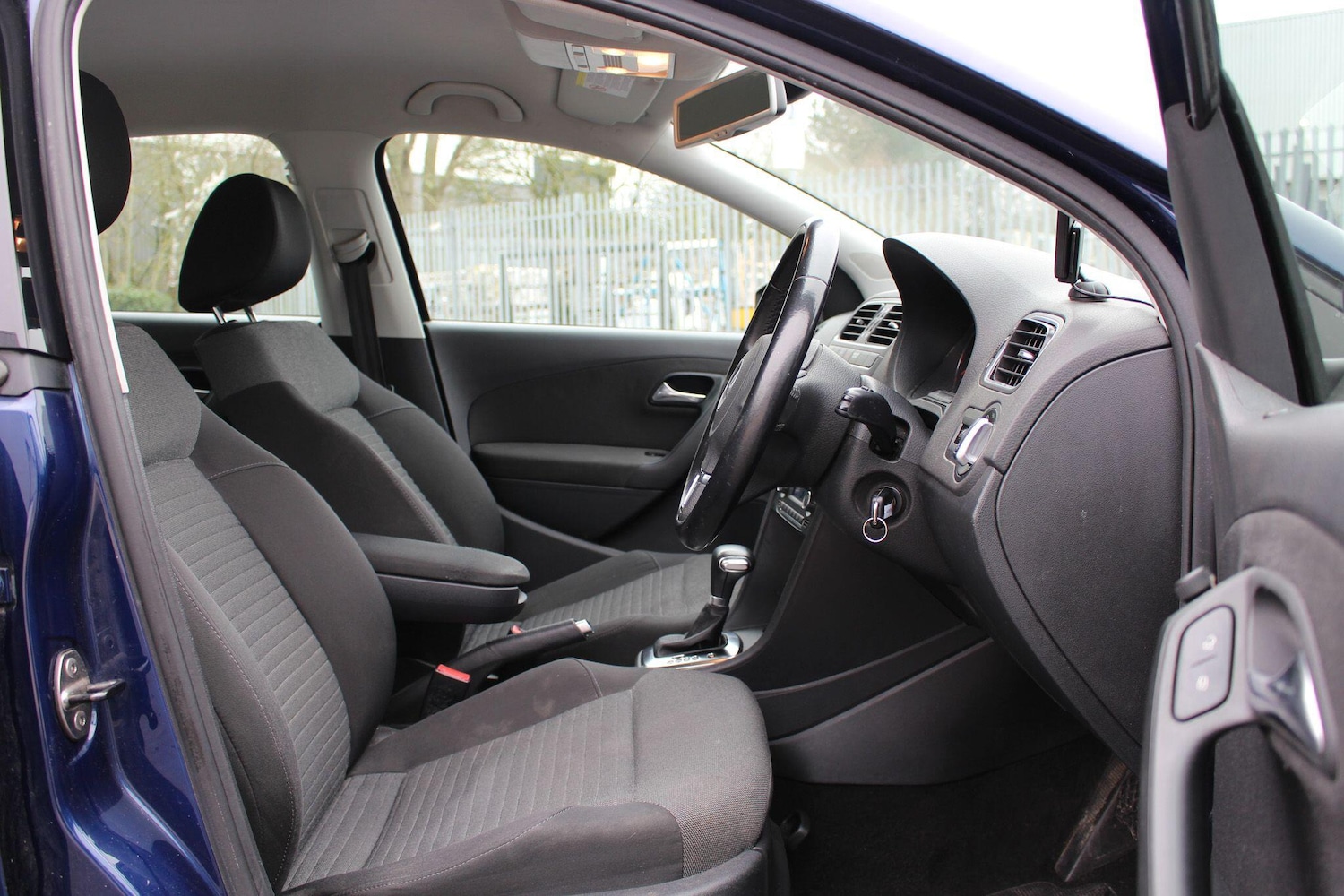 Used Volkswagen Polo 2009 for sale - 78007636: Photo 25