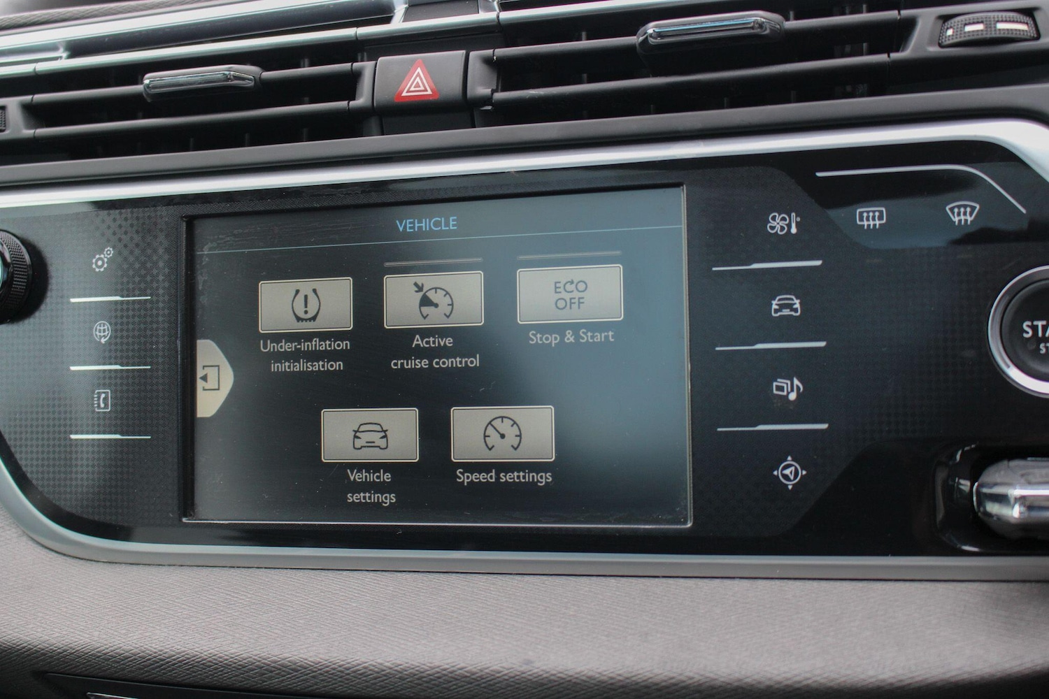 Used Citroen C4 Grand Picasso 2016 for sale - 76658660: Photo 53