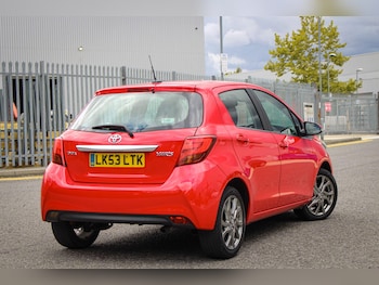Used Toyota Yaris 2014 for sale - 79388660: Photo