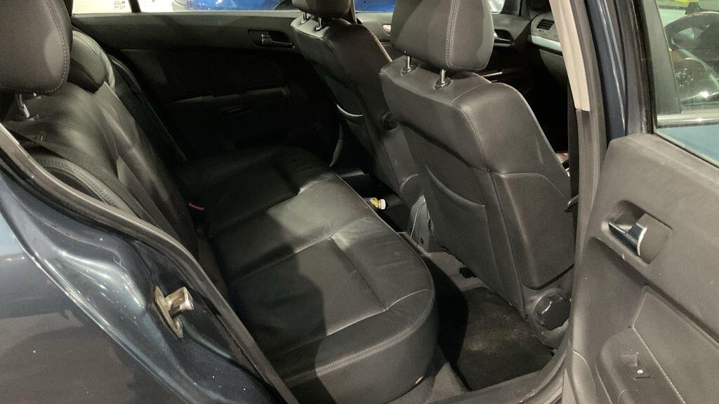 Used Vauxhall Astra 2008 for sale - 76918546: Photo 4