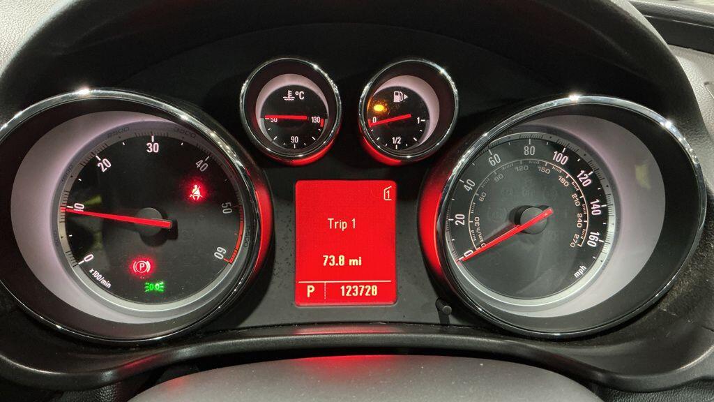 Used Vauxhall Insignia 2011 for sale - 77564784: Photo 4