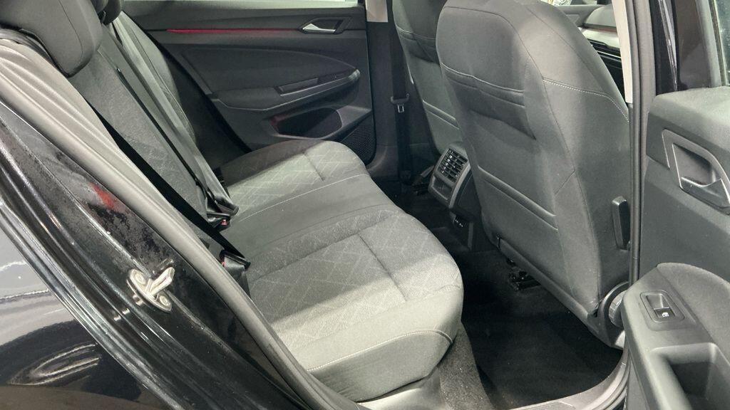 Used Volkswagen Golf 2021 for sale - 76742702: Photo 8