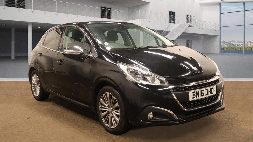 Used Peugeot 208 2016 for sale - 76592382: Photo 1