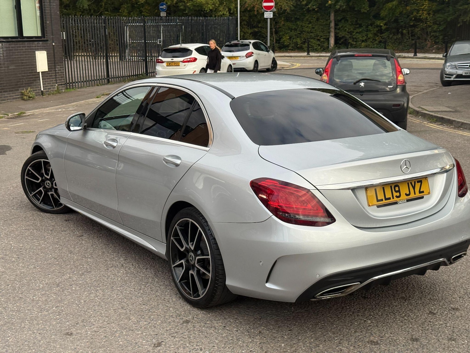 Used Mercedes-Benz C Class 2019 for sale - 76153086: Photo 18