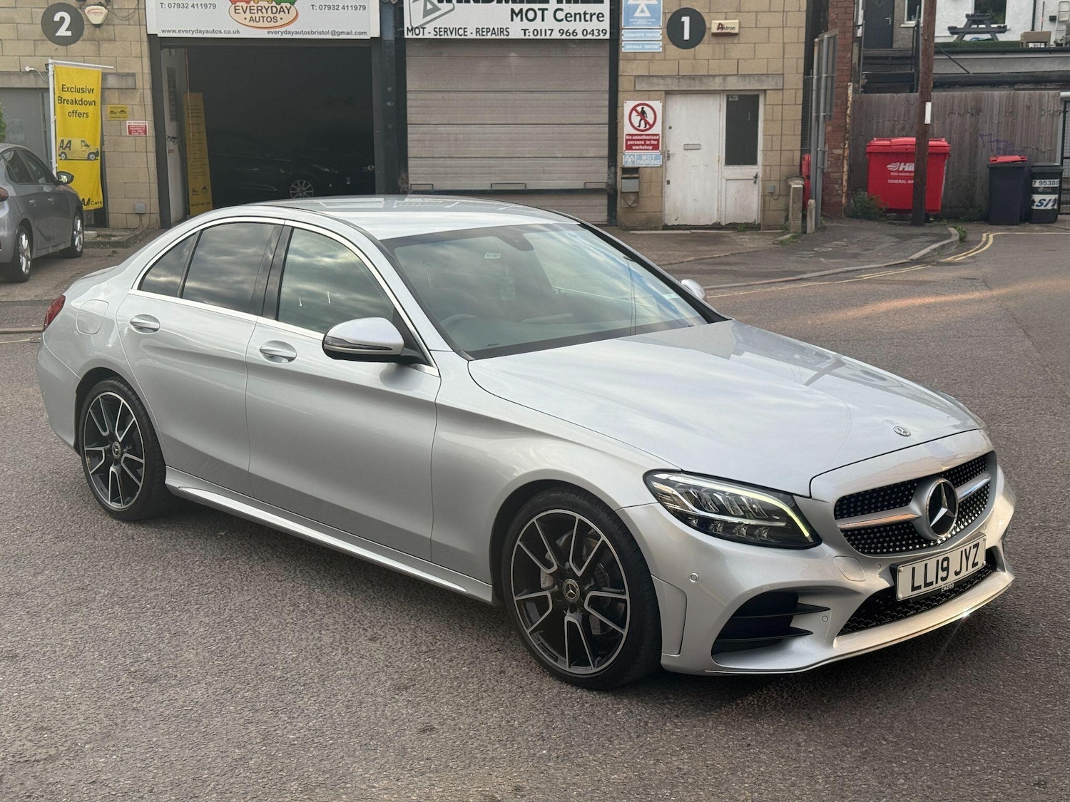 Used Mercedes-Benz C Class 2019 for sale - 76153086: Photo 7