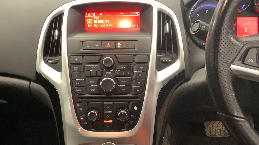 Used Vauxhall Astra 2011 for sale - 77565128: Photo 4