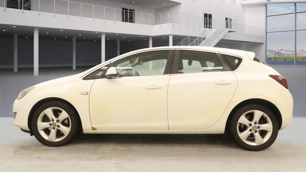 Used Vauxhall Astra 2011 for sale - 77565128: Photo 9