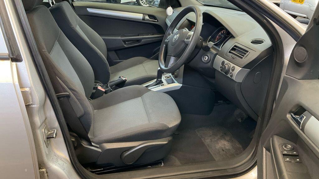 Used Vauxhall Astra for sale - 77808746: Photo 10
