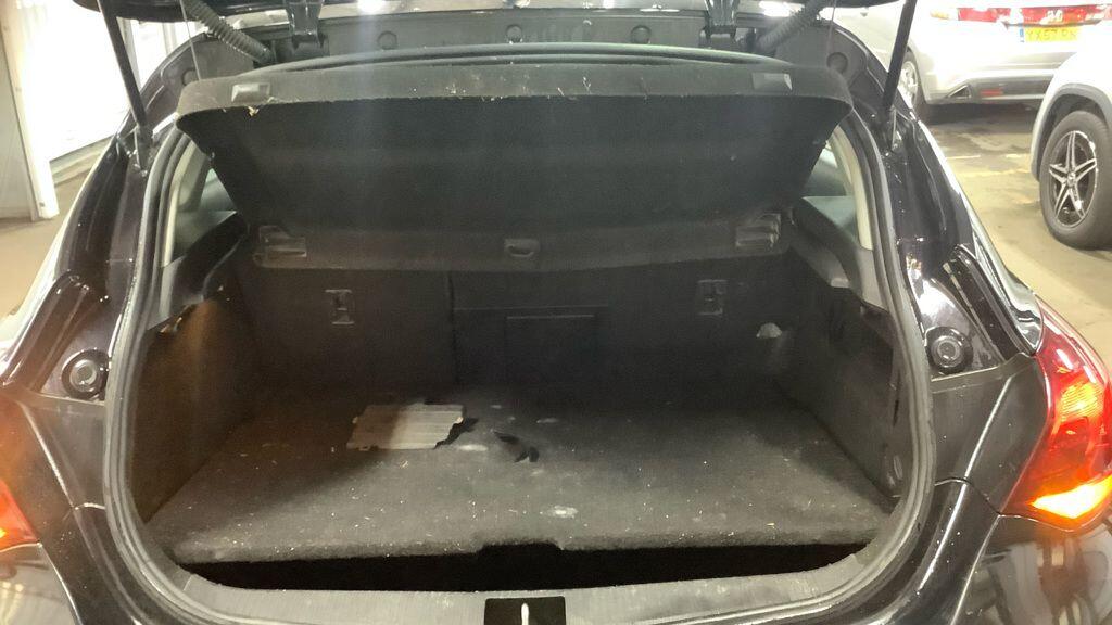 Used Vauxhall Astra 2010 for sale - 77633382: Photo 10