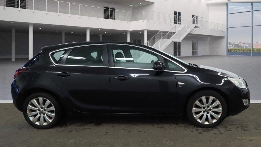 Used Vauxhall Astra 2010 for sale - 77633382: Photo 8
