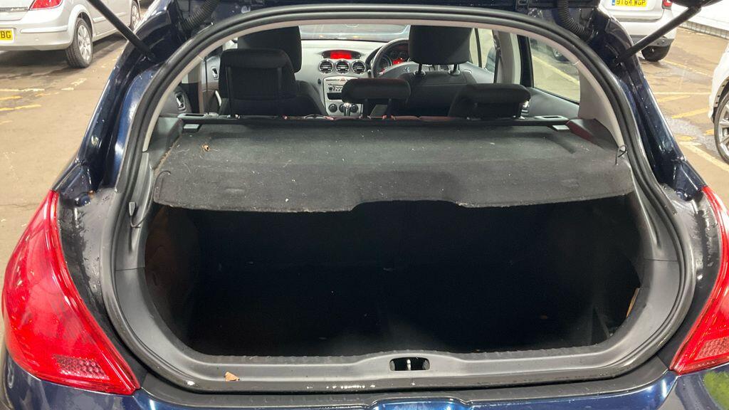 Used Peugeot 308 2010 for sale - 77625406: Photo 11