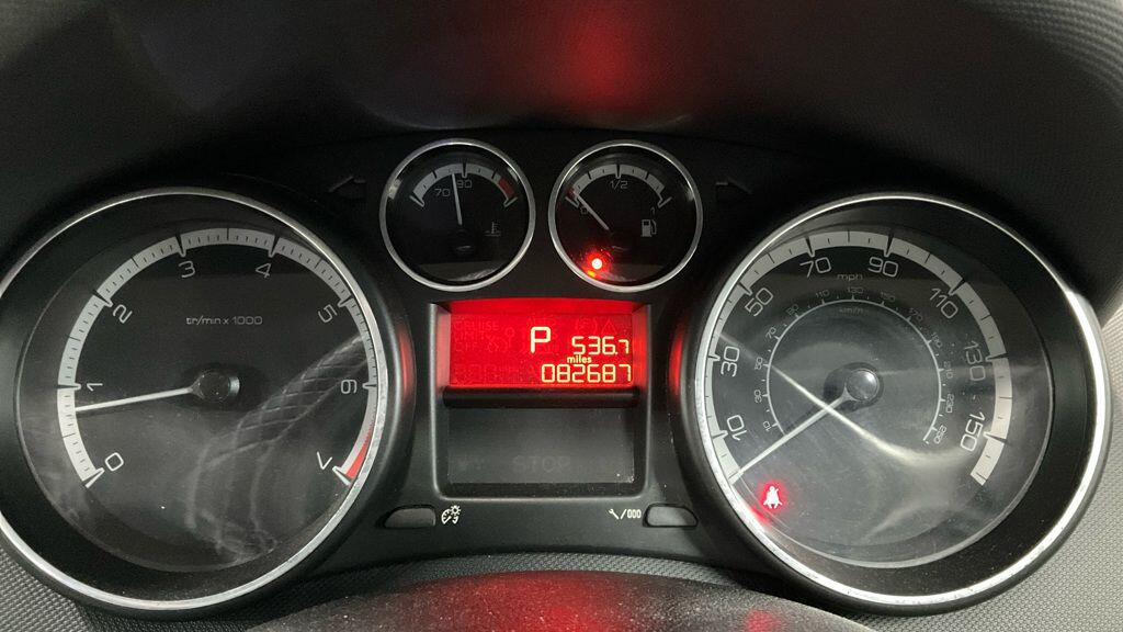 Used Peugeot 308 2010 for sale - 77625406: Photo 4