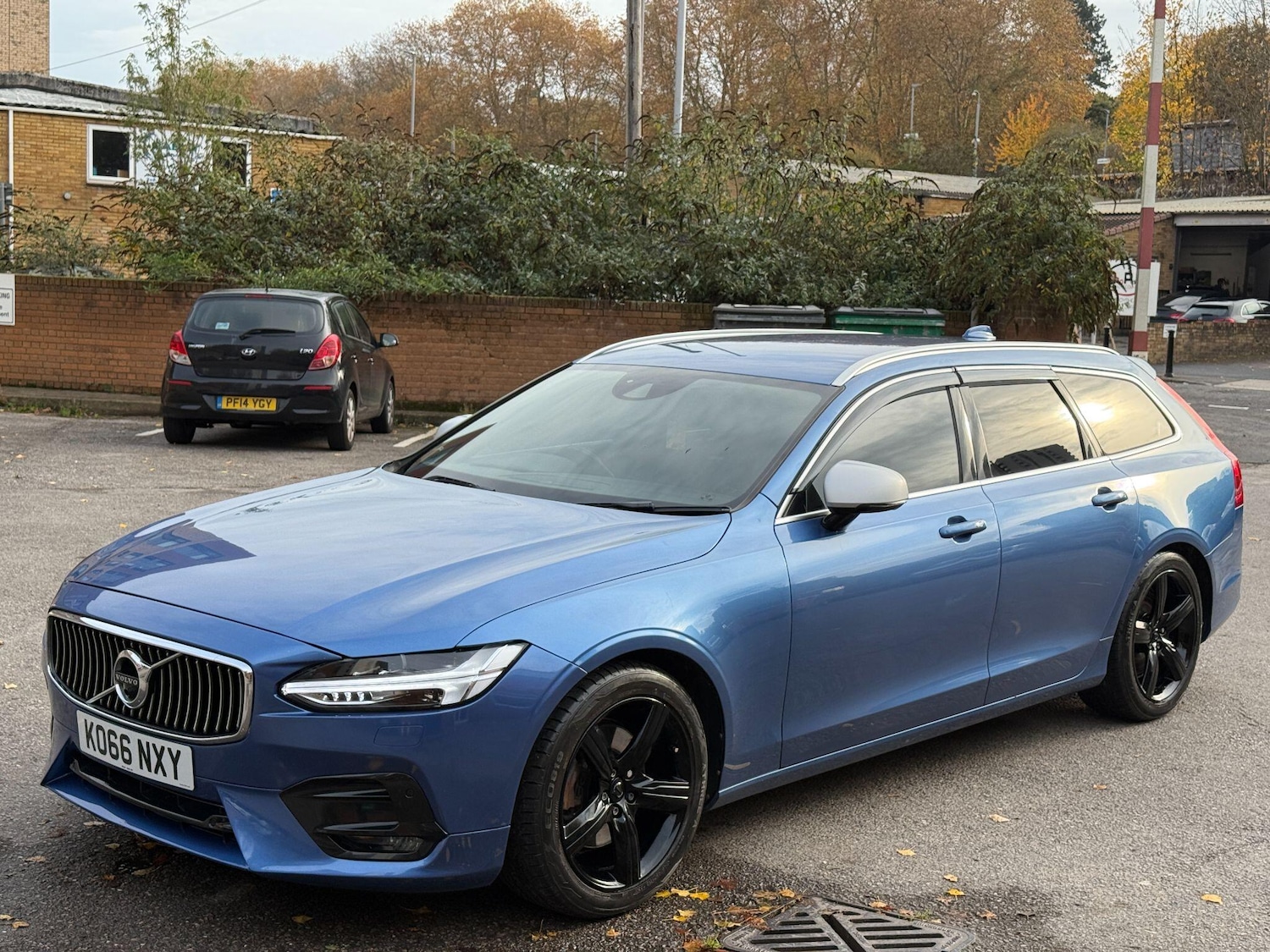 Used Volvo V90 2017 for sale - 76246648: Photo 3