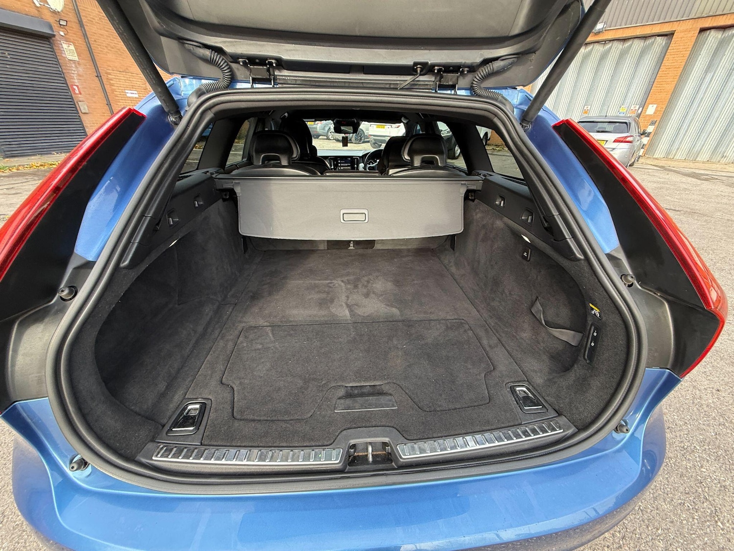 Used Volvo V90 2017 for sale - 76246648: Photo 47