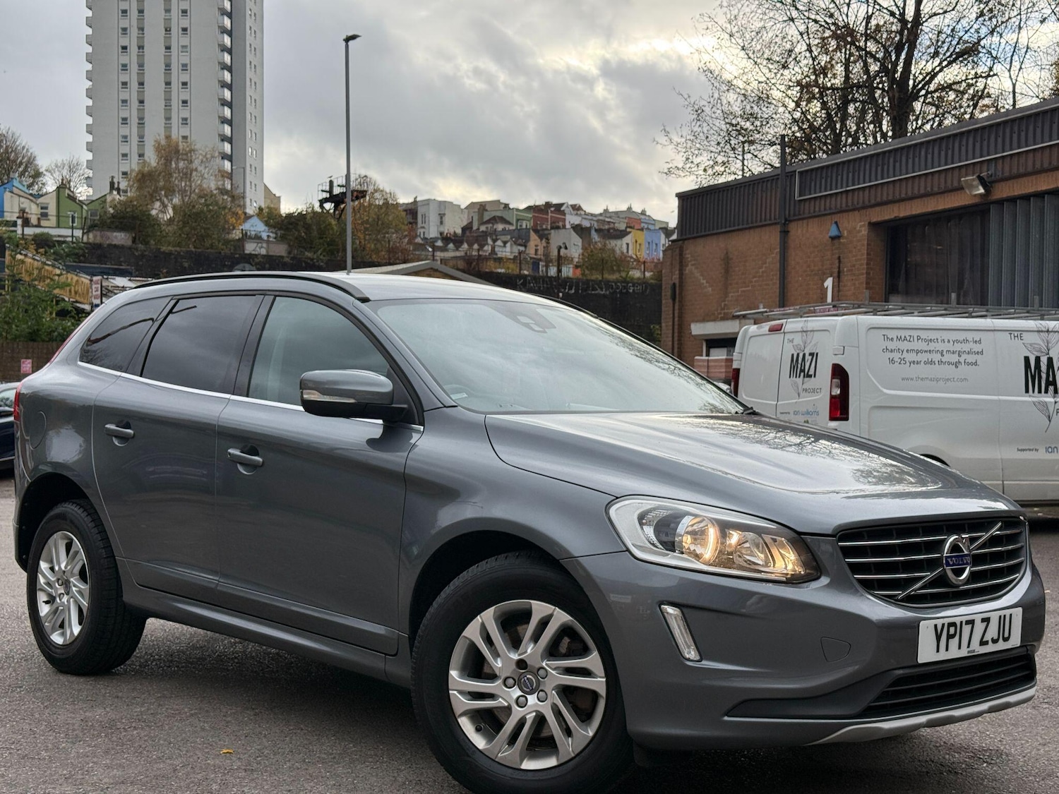 Used Volvo XC60 2017 for sale - 76270091: Photo 1