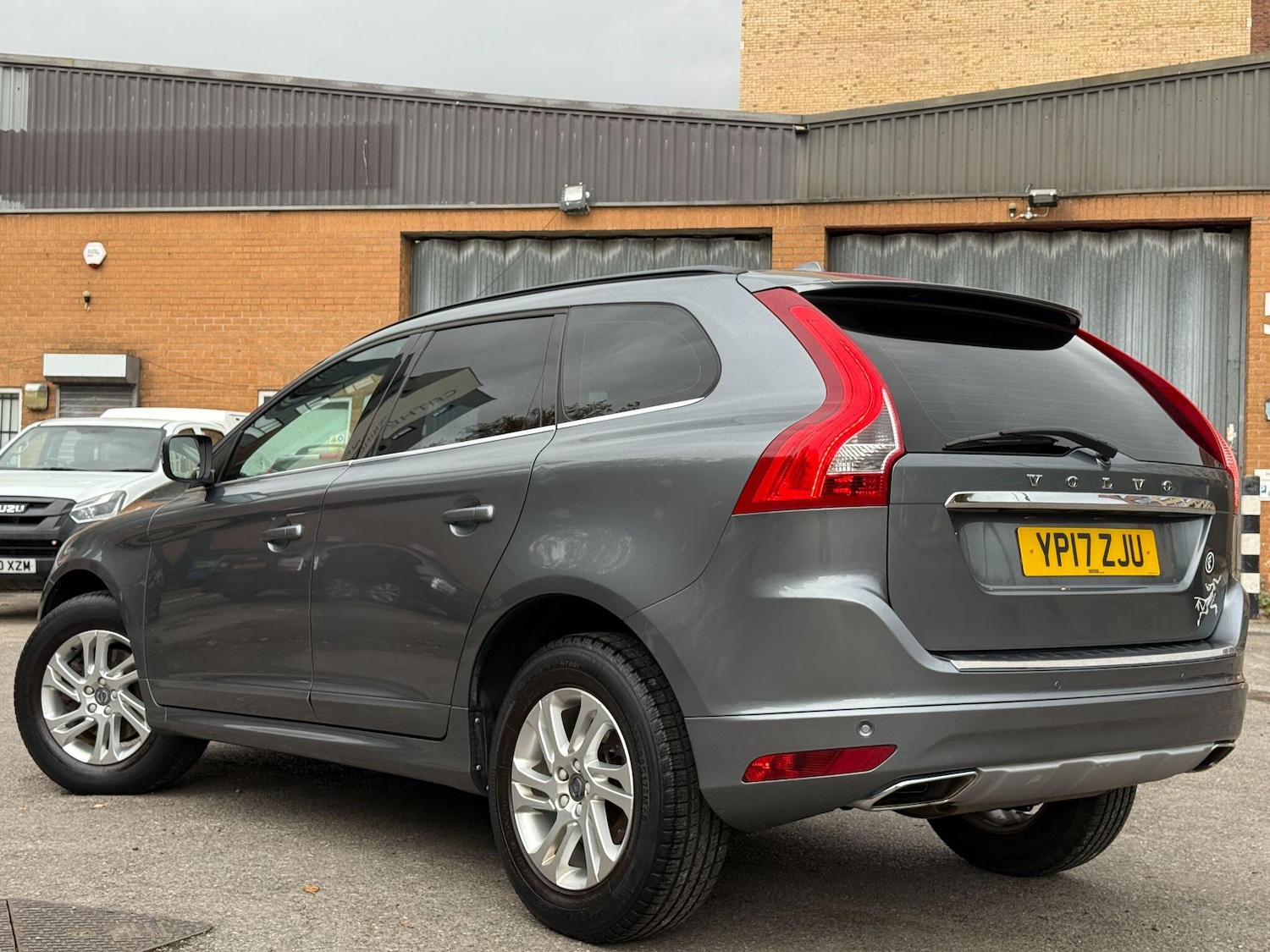 Used Volvo XC60 2017 for sale - 76270091: Photo 17