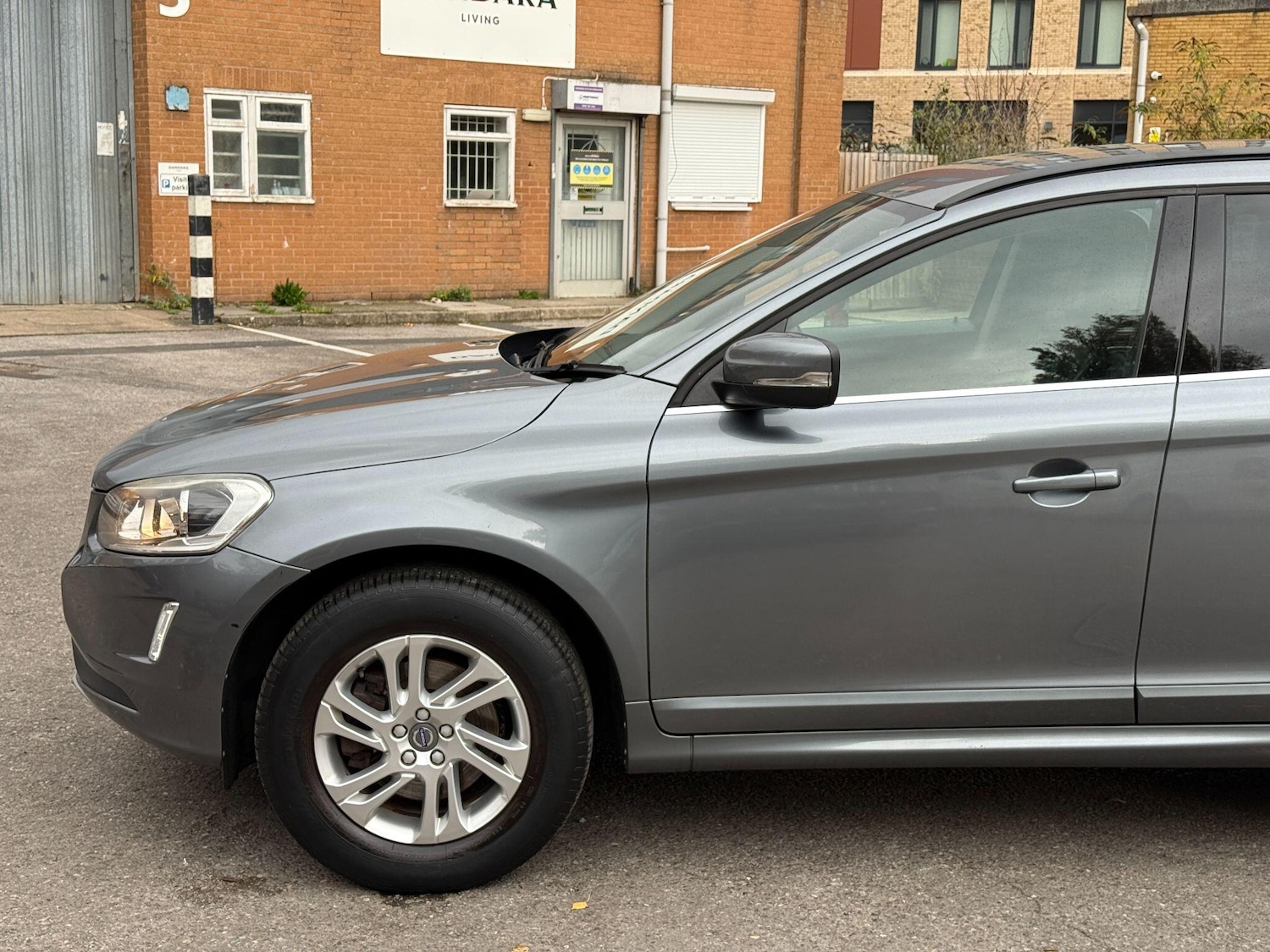 Used Volvo XC60 2017 for sale - 76270091: Photo 18