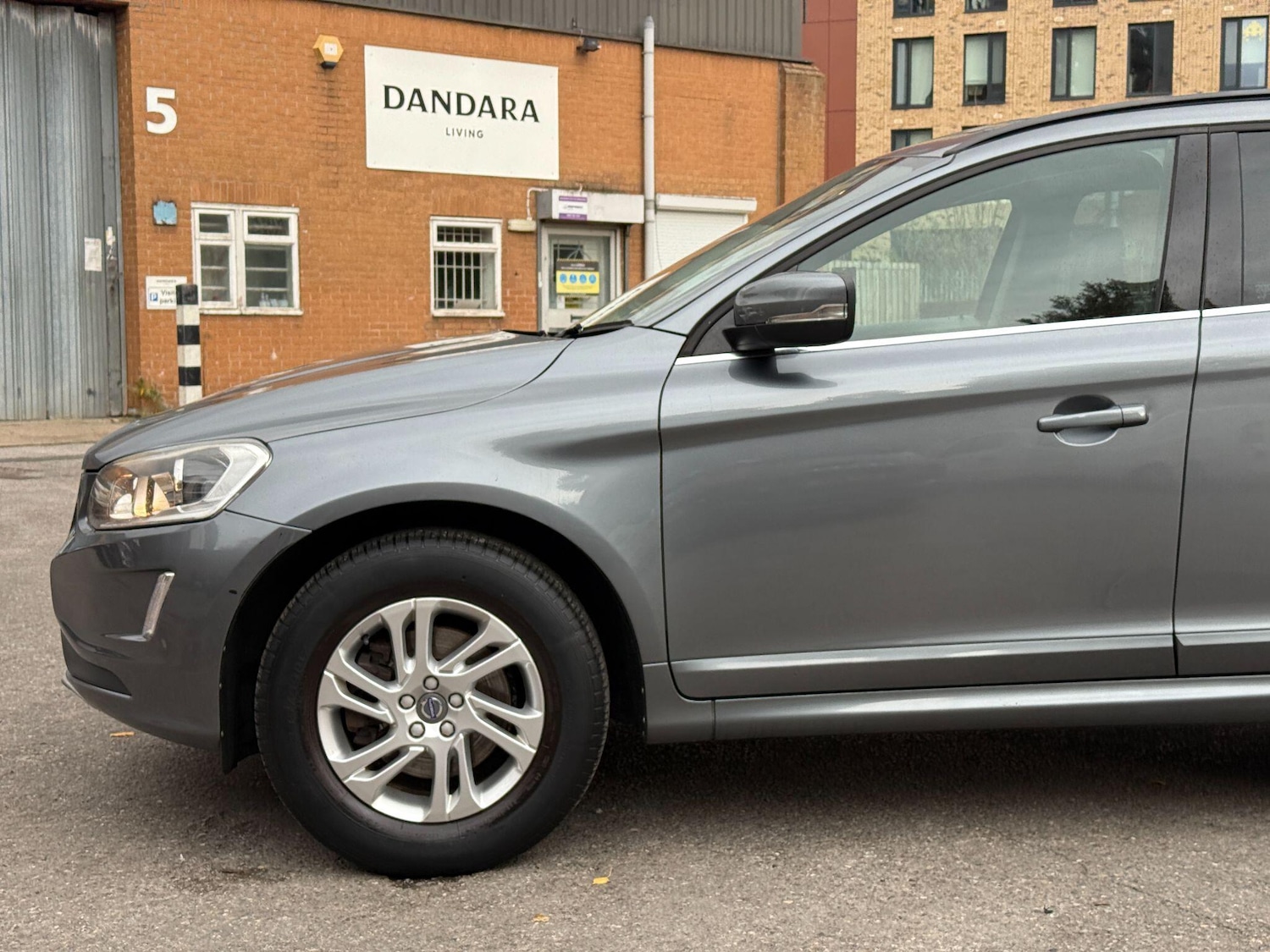 Used Volvo XC60 2017 for sale - 76270091: Photo 19