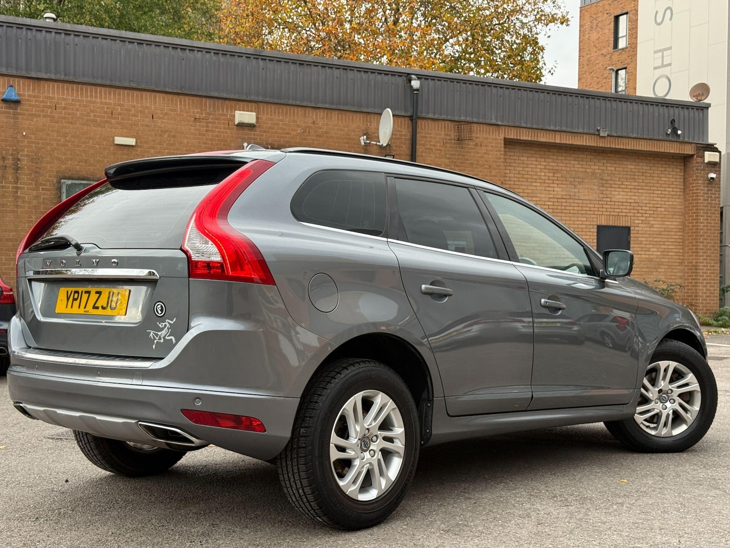 Used Volvo XC60 2017 for sale - 76270091: Photo 27