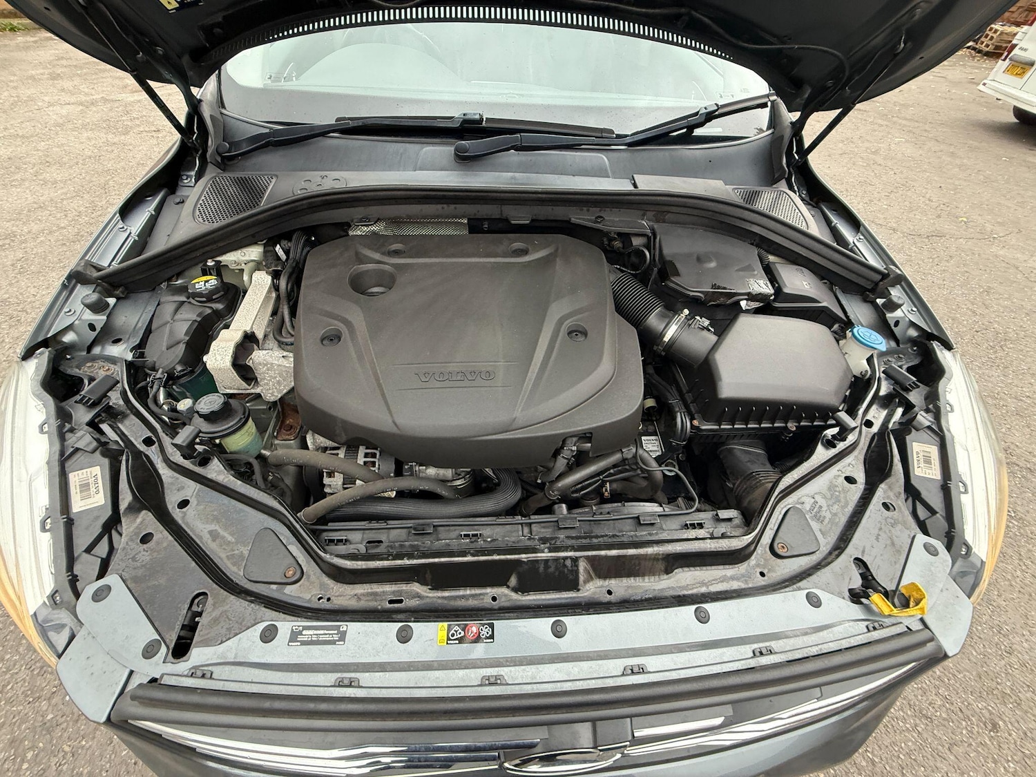 Used Volvo XC60 2017 for sale - 76270091: Photo 39