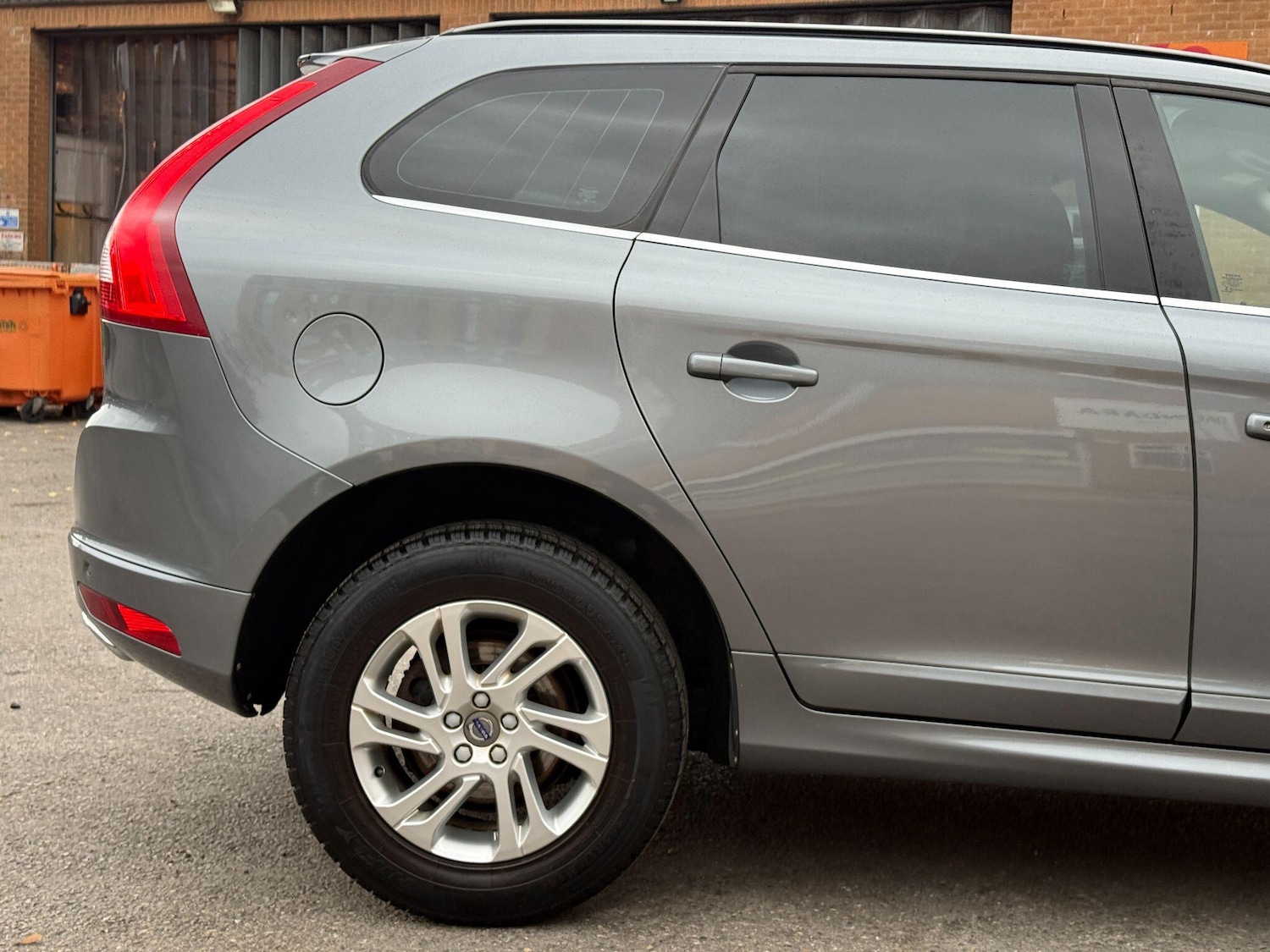 Used Volvo XC60 2017 for sale - 76270091: Photo 41