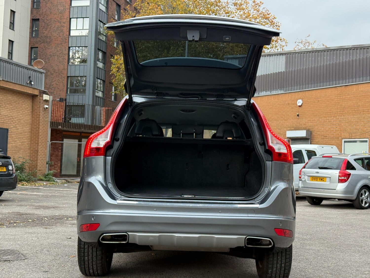 Used Volvo XC60 2017 for sale - 76270091: Photo 48