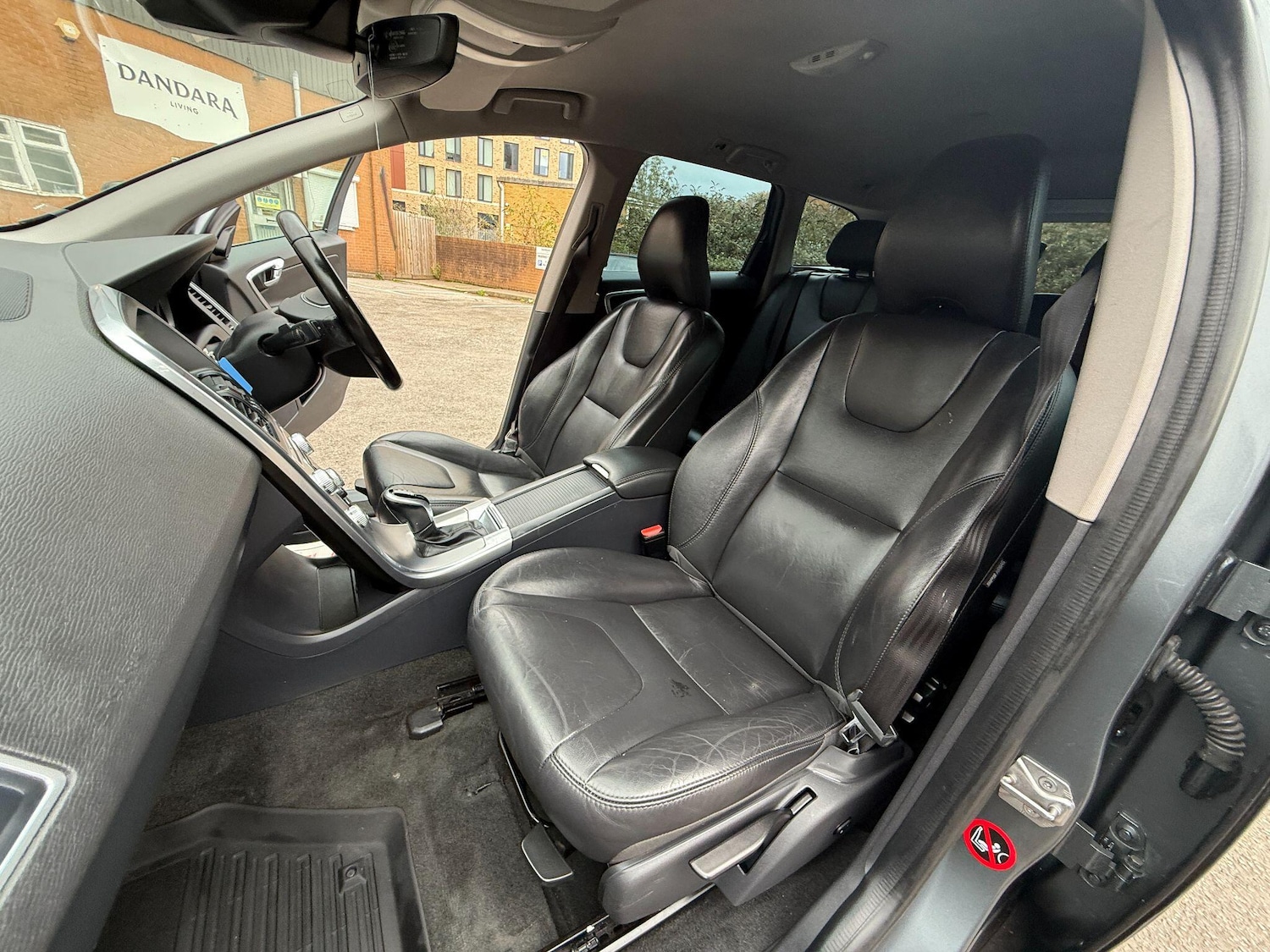 Used Volvo XC60 2017 for sale - 76270091: Photo 51