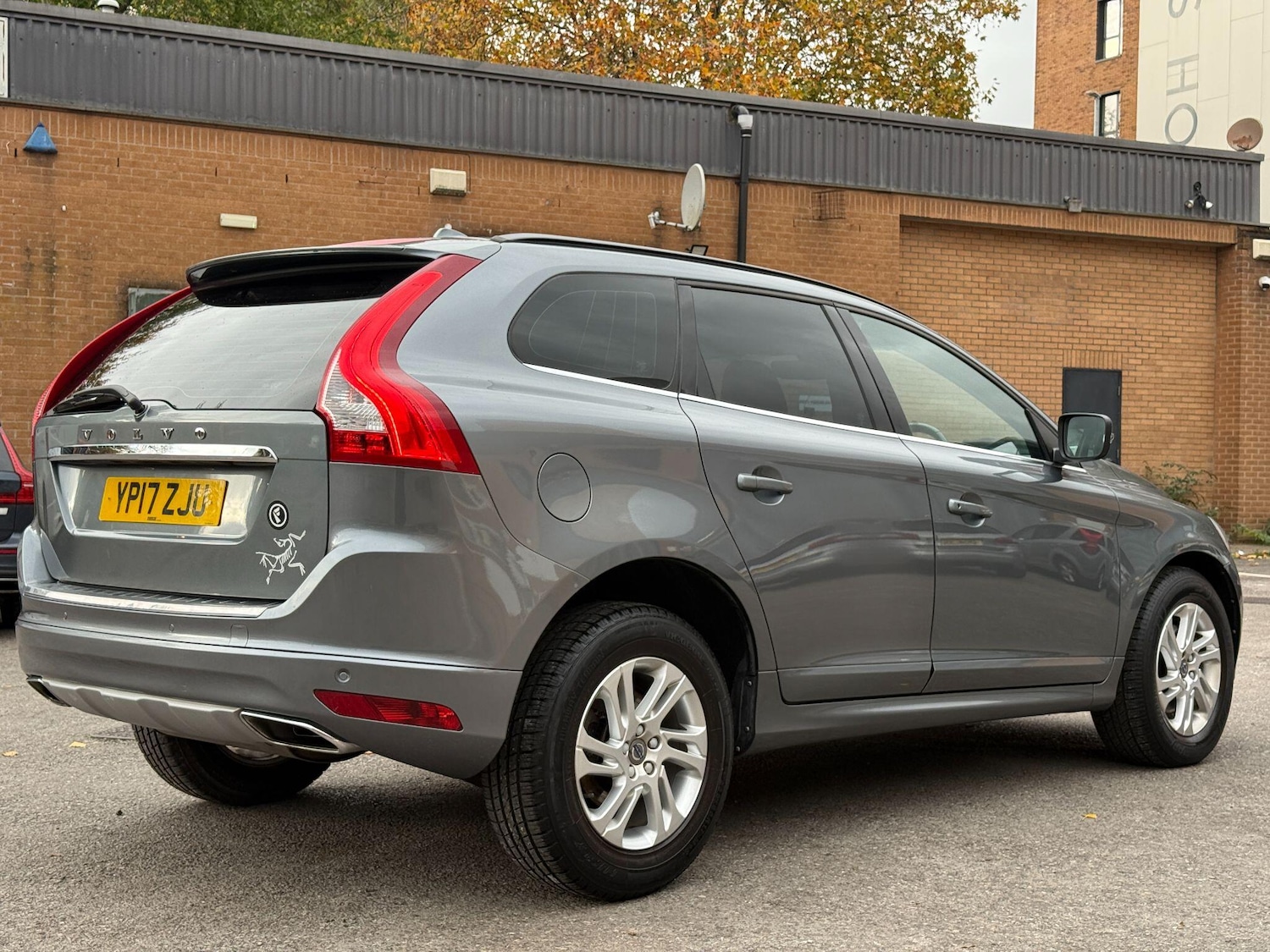 Used Volvo XC60 2017 for sale - 76270091: Photo 54