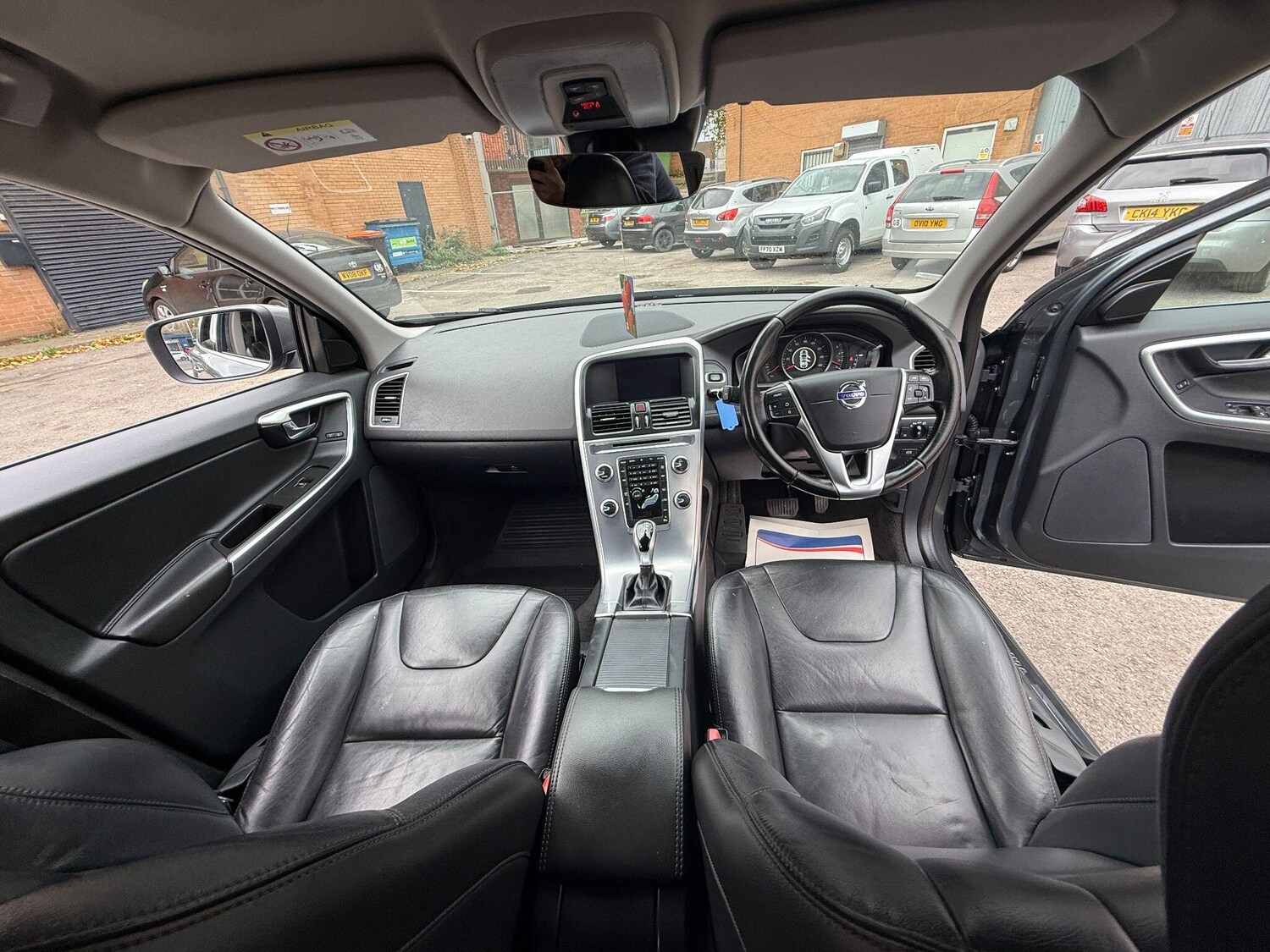 Used Volvo XC60 2017 for sale - 76270091: Photo 55