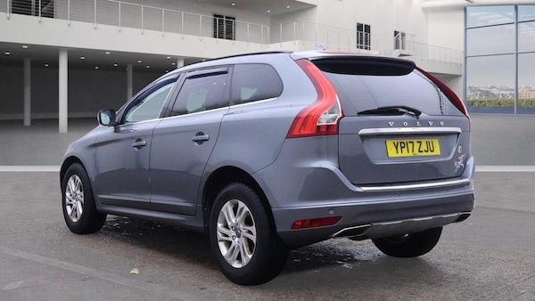 Used Volvo XC60 2017 for sale - 76270091: Photo 5