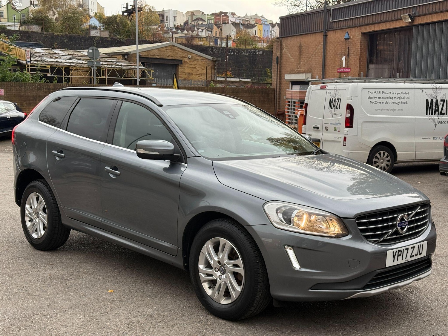 Used Volvo XC60 2017 for sale - 76270091: Photo 6