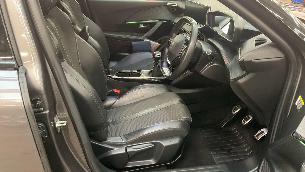 Used Peugeot 2008 2021 for sale - 77440154: Photo 9
