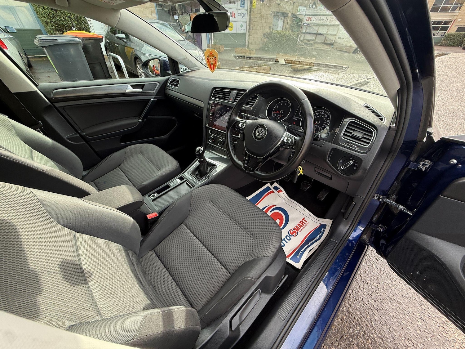 Used Volkswagen Golf 2017 for sale - 77266730: Photo 36