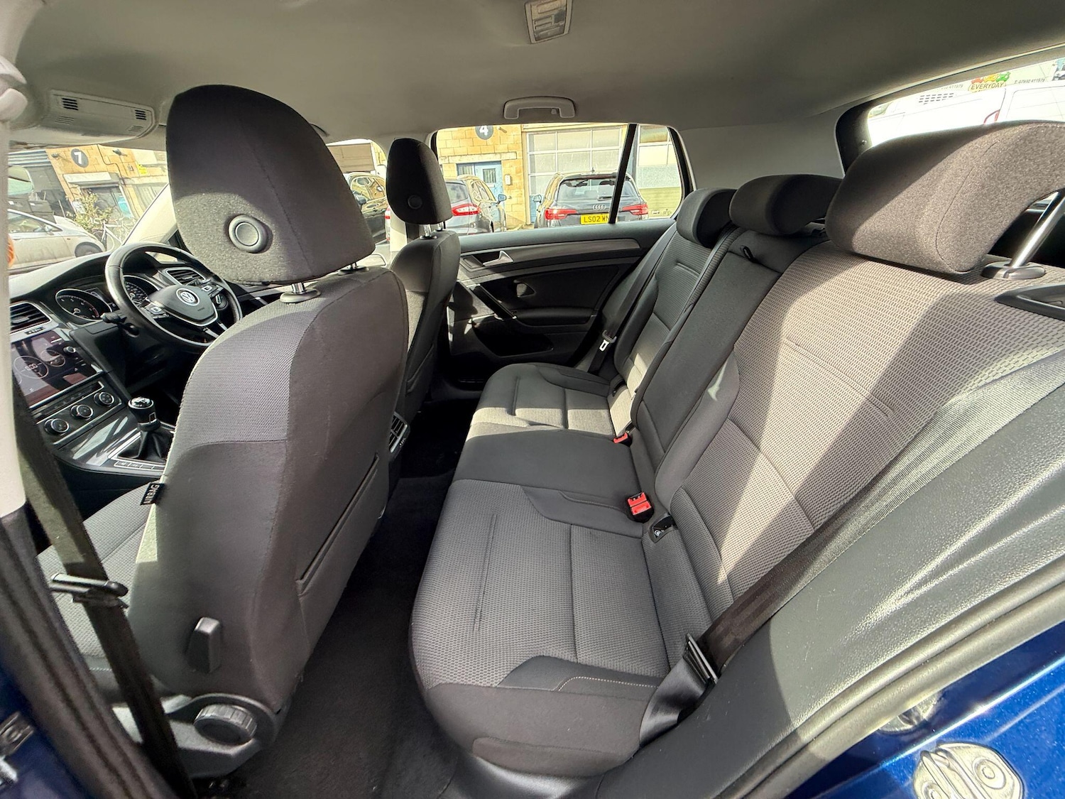 Used Volkswagen Golf 2017 for sale - 77266730: Photo 42