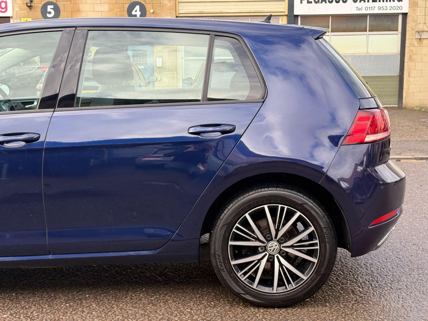 Used Volkswagen Golf 2017 for sale - 77266730: Photo 51