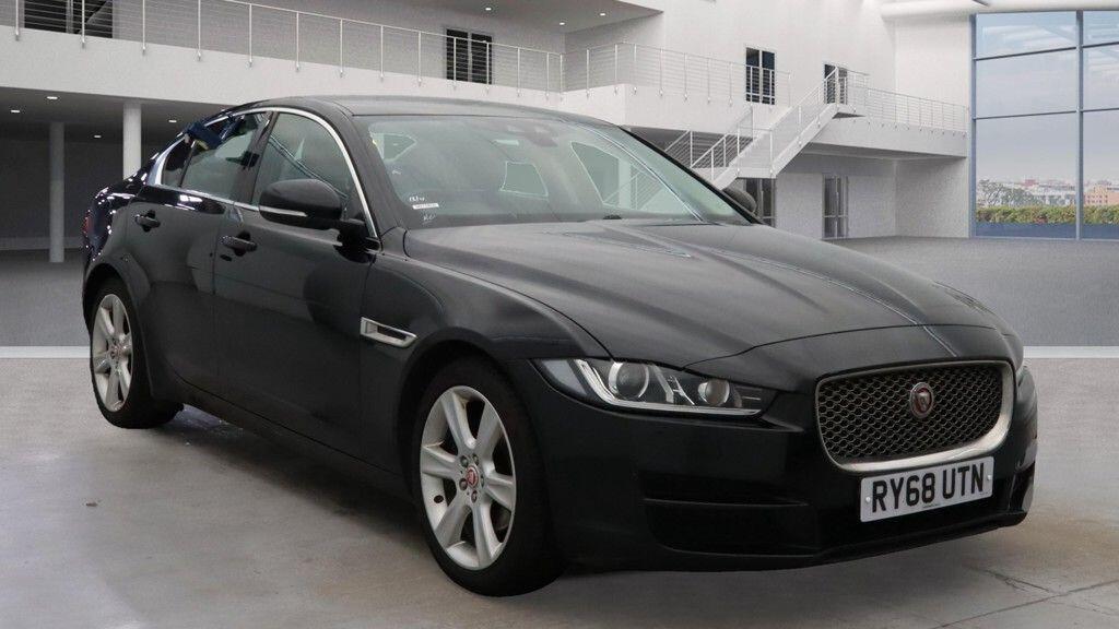 Used Jaguar XE 2019 for sale - 76608097: Photo 1