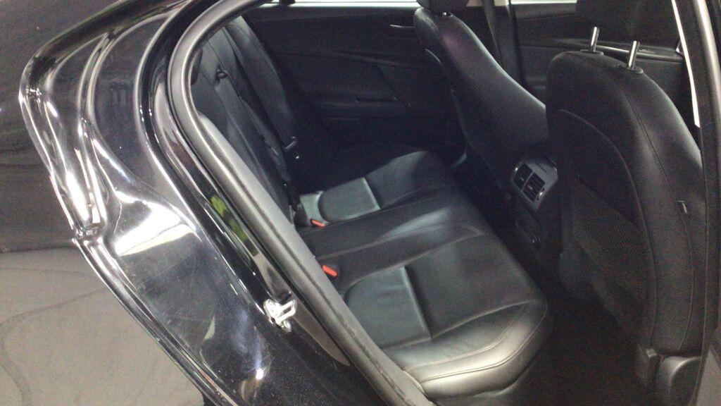 Used Jaguar XE 2019 for sale - 76608097: Photo 7