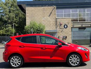 Used Ford Fiesta 2017 for sale - 79687924: Photo