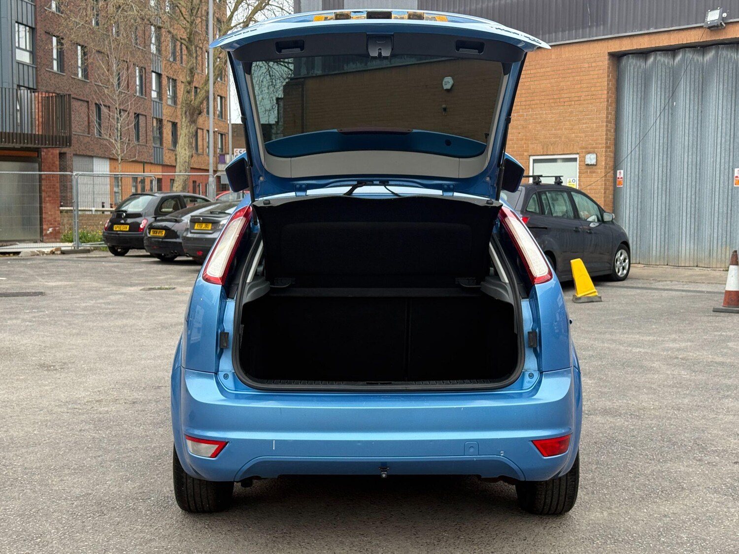 Used Ford Focus 2008 for sale - 78099980: Photo 55