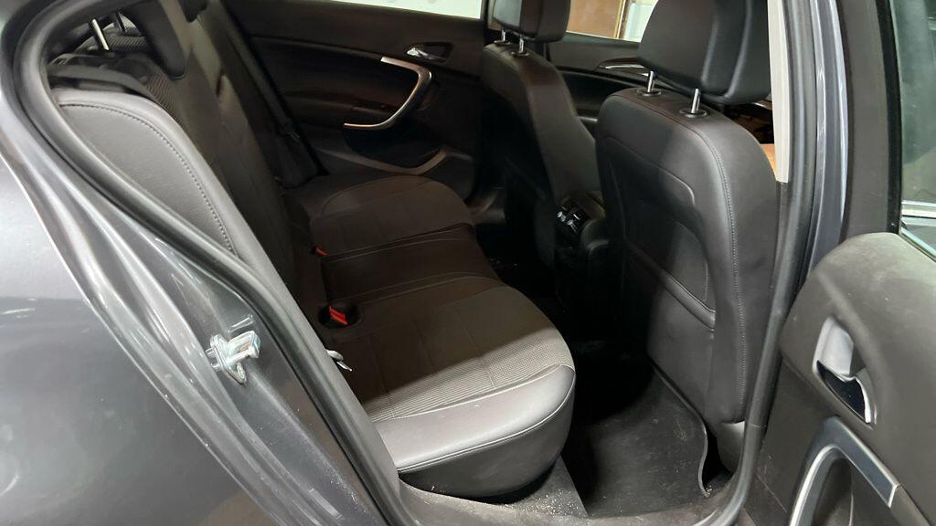 Used Vauxhall Insignia 2010 for sale - 76584268: Photo 7