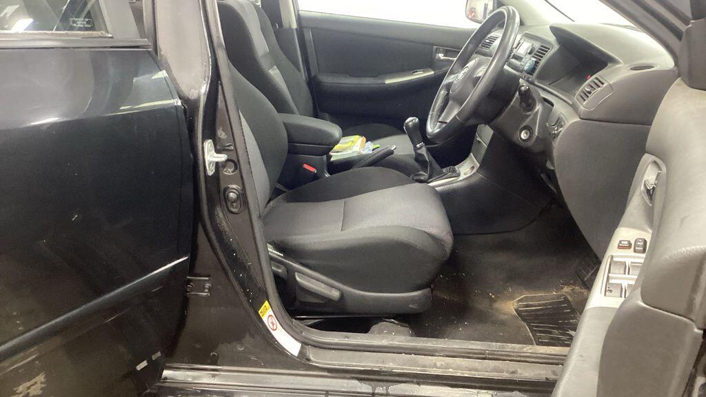 Used Toyota Corolla 2006 for sale - 76646022: Photo 4