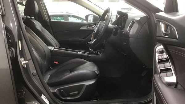 Used Mazda Mazda3 2017 for sale - 76214005: Photo 7