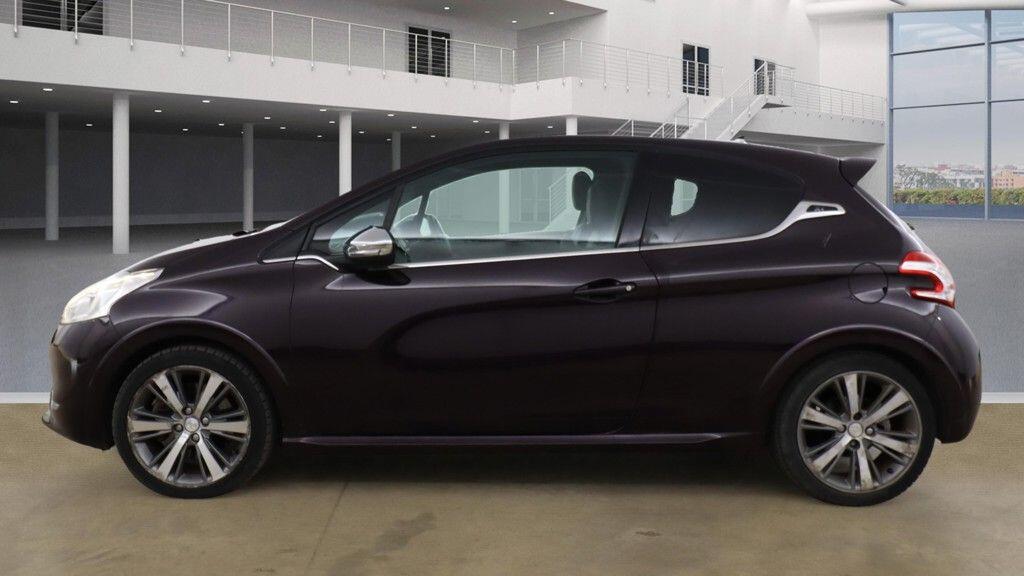 Used Peugeot 208 2013 for sale - 76801373: Photo 11