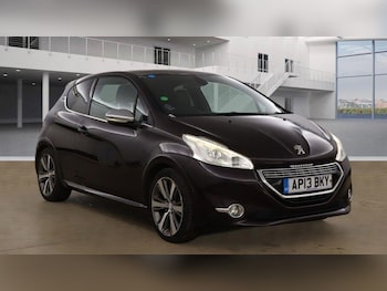 Used Peugeot 208 2013 for sale - 76801373: Photo