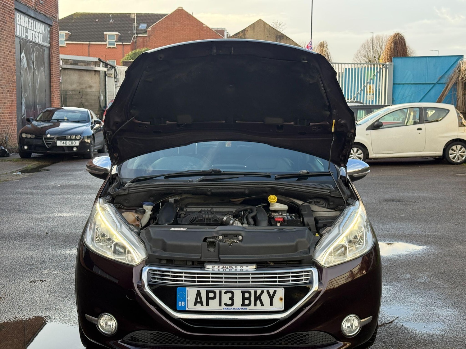 Used Peugeot 208 2013 for sale - 76801373: Photo 24