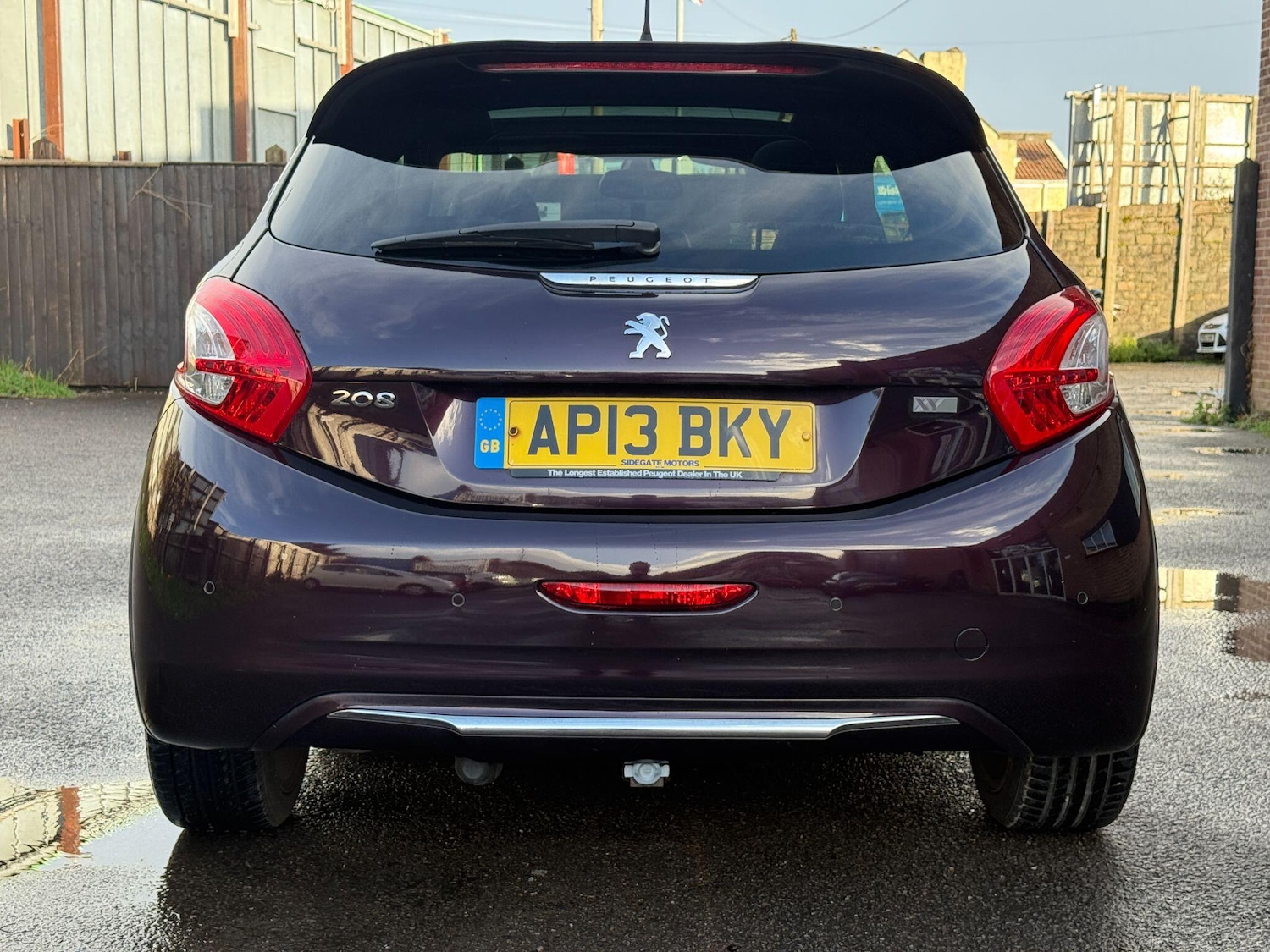 Used Peugeot 208 2013 for sale - 76801373: Photo 29