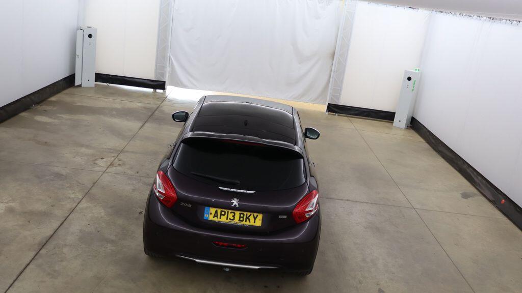 Used Peugeot 208 2013 for sale - 76801373: Photo 3