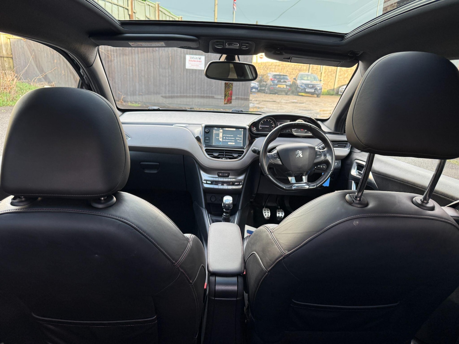 Used Peugeot 208 2013 for sale - 76801373: Photo 35